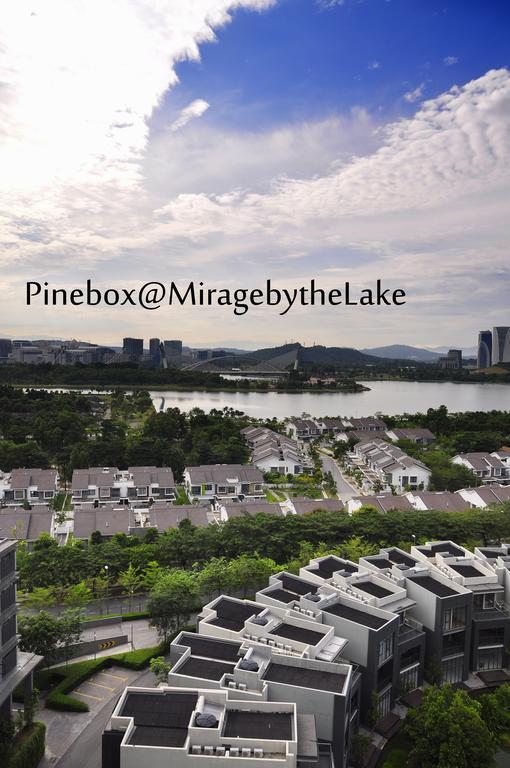 Pinebox Cyberjayaアパートメント エクステリア 写真